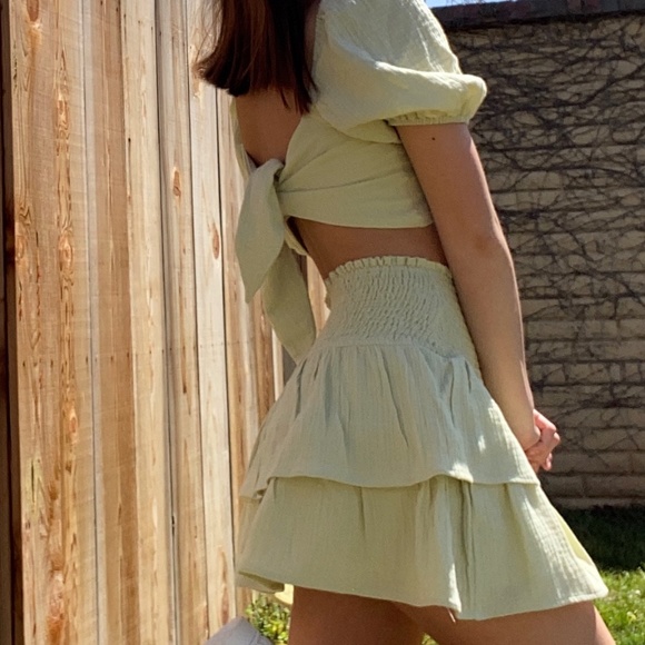 Green Set - Picture 3 of 3